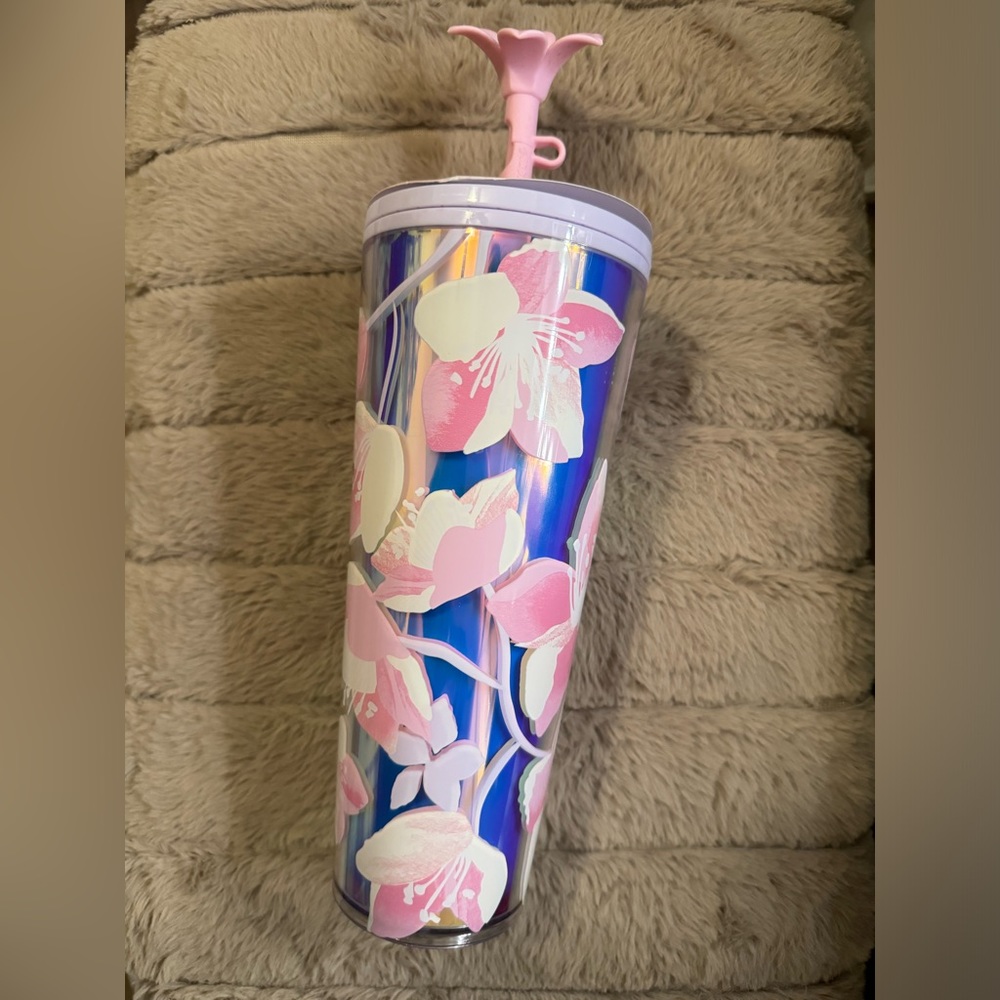 Starbuck Cherry Blossom Collection silicone straw topper cup 2024 Ver
